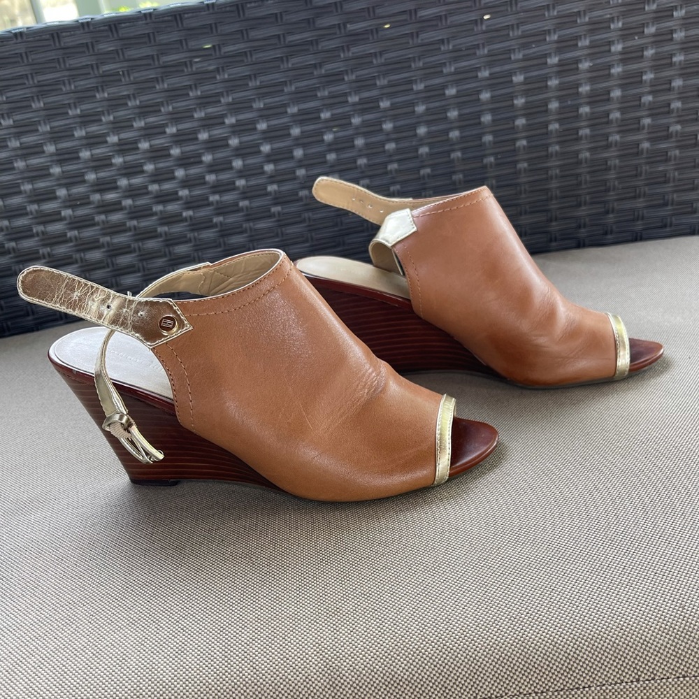 Tommy Hilfiger Shoes size 8